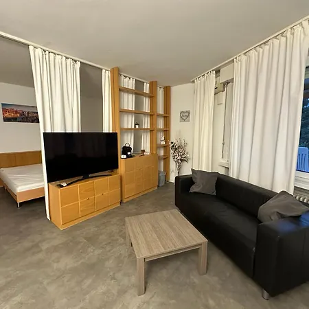 Apartment Direkt Am Luganersee Bissone